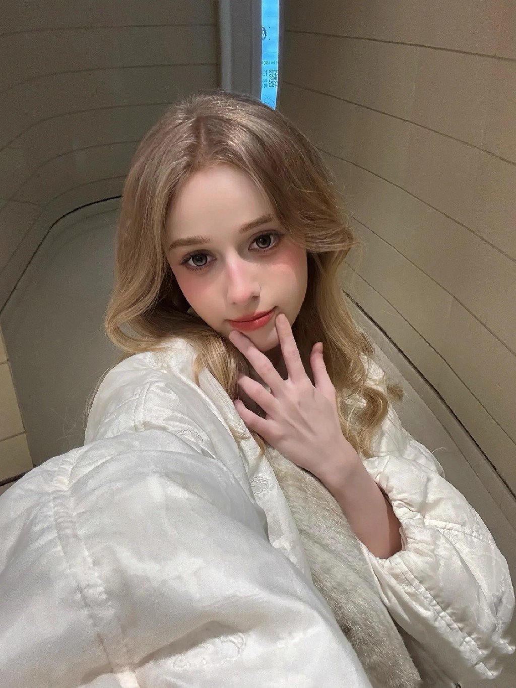 俄罗斯妹妹依琳娜
