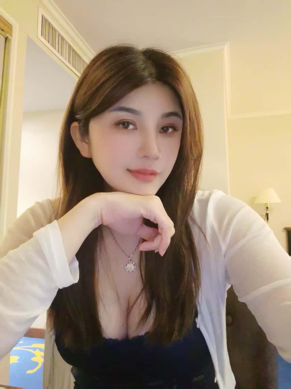 冰冰靚女(真人相)