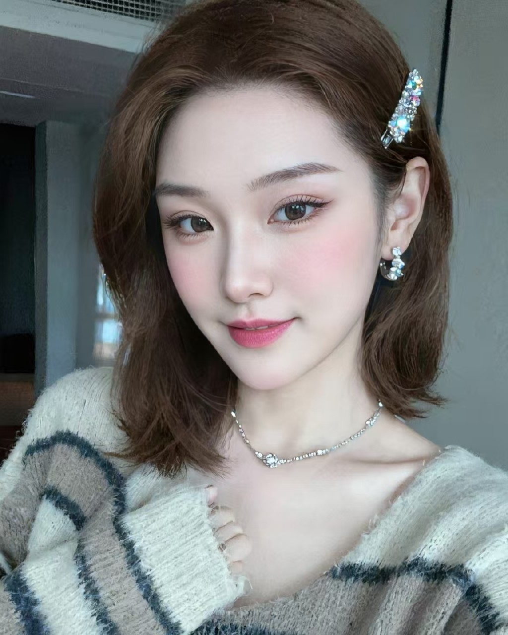 甜甜❤️初入行嫩模