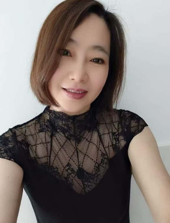 小丽甜少妇住家按摩