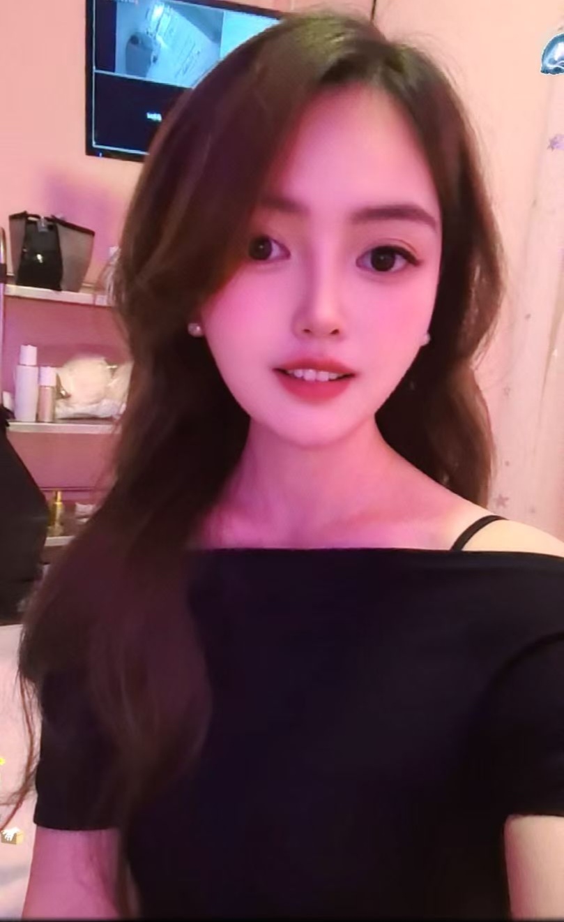 小溪❤️纯欲小妖精